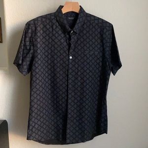 7Diamonds short sleeve bottom up shirt